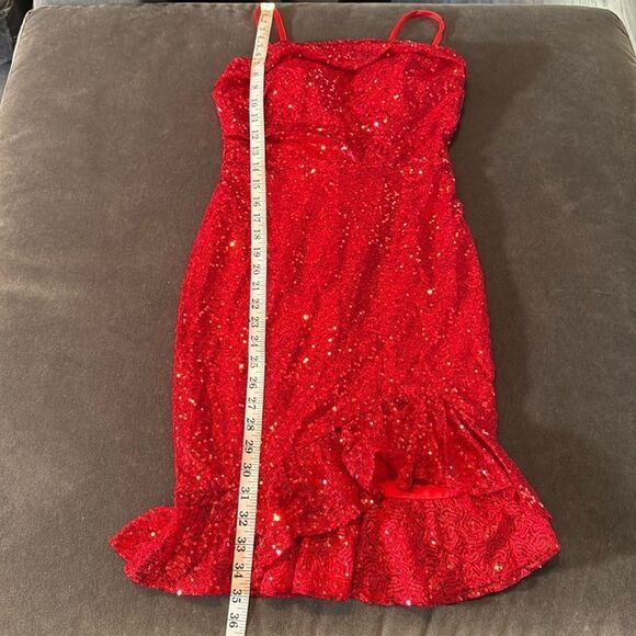 Women’s Red Sequined Short Homecoming Party Dress Ruffle Hem Corset Back Size 2 - Picture 8 of 12